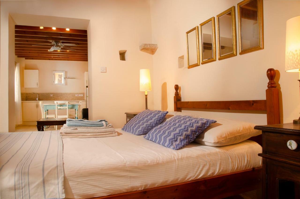 Dolphin Guest House And Studios Тохни Экстерьер фото