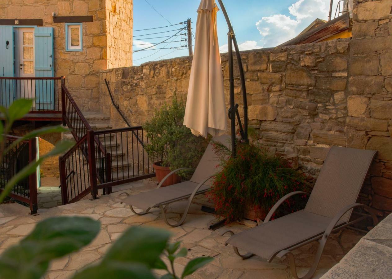 Dolphin Guest House And Studios Тохни Экстерьер фото