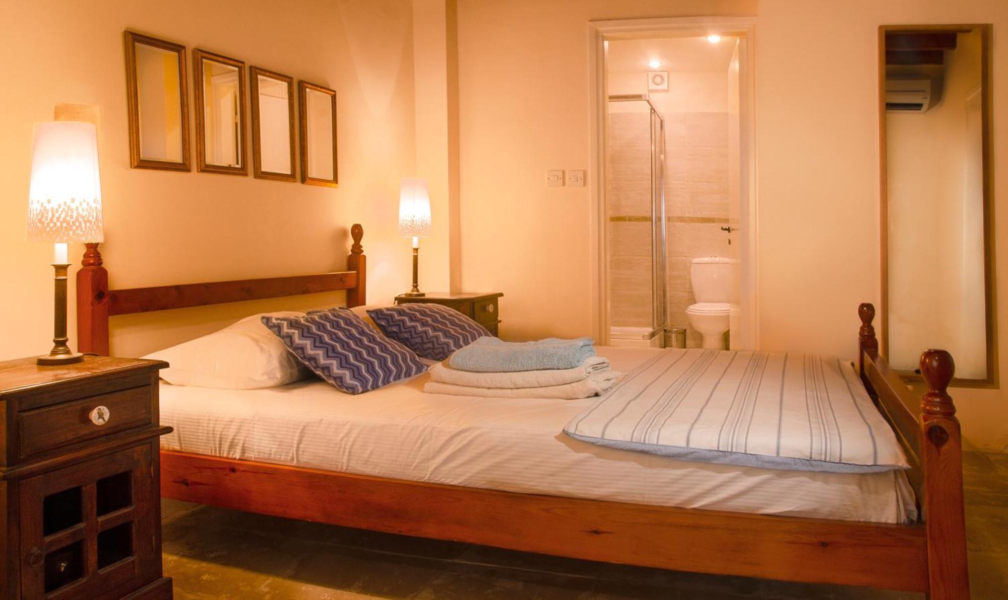 Dolphin Guest House And Studios Тохни Экстерьер фото