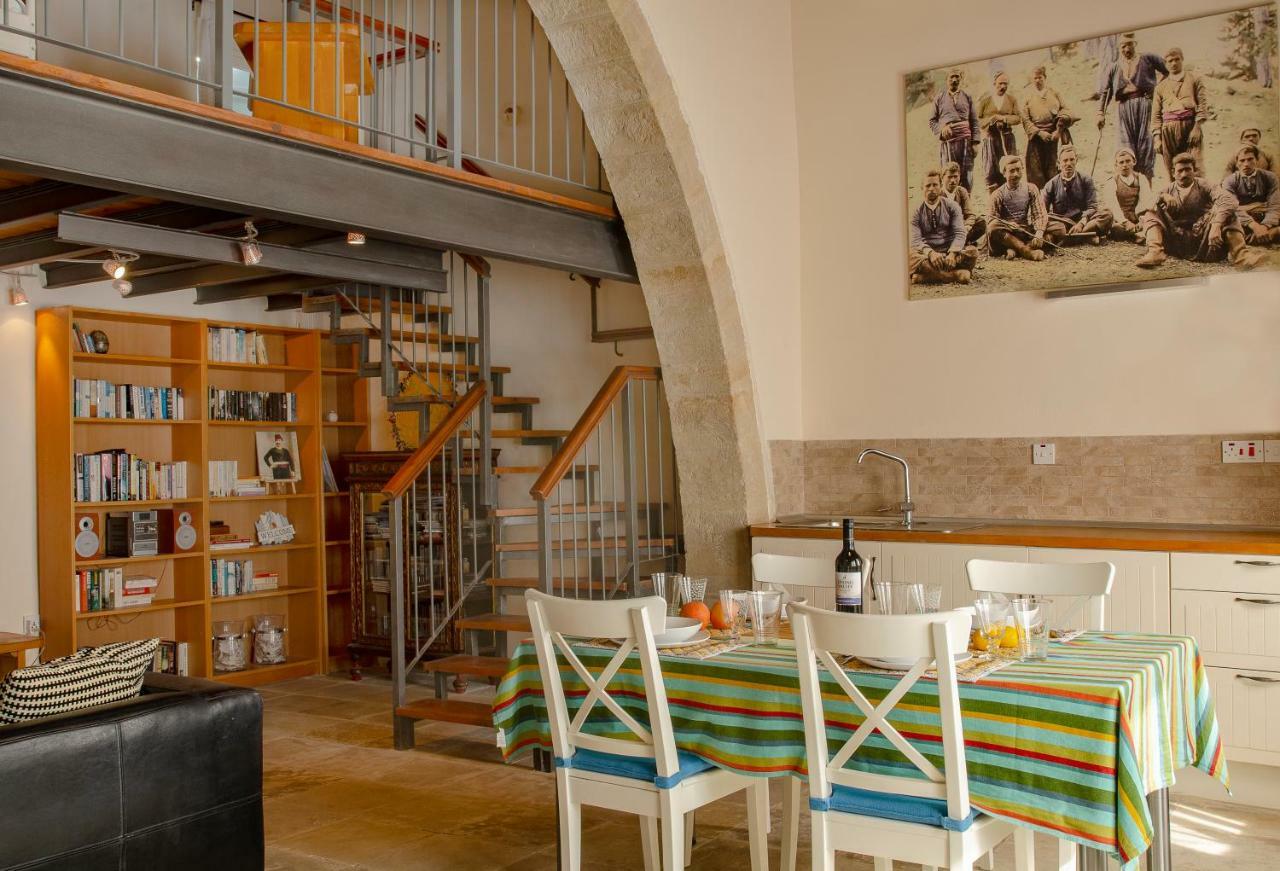 Dolphin Guest House And Studios Тохни Экстерьер фото